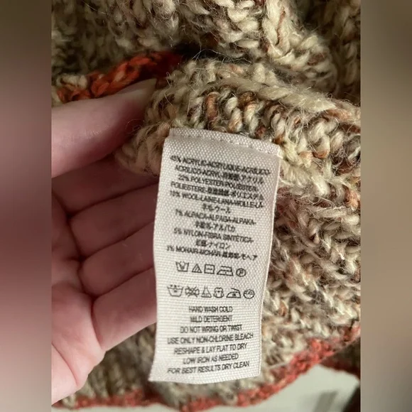 Free People Echo Pullover Sweater size Medium - Picture 7 of 7